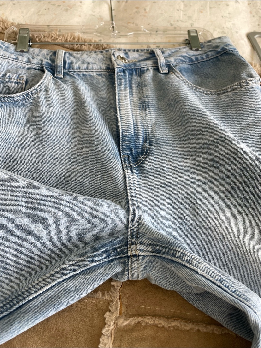 Zara Raw Hem High Rise Straigt Leg Jeans 10 Light Wash 100% Cotton Hidden String - Picture 9 of 11